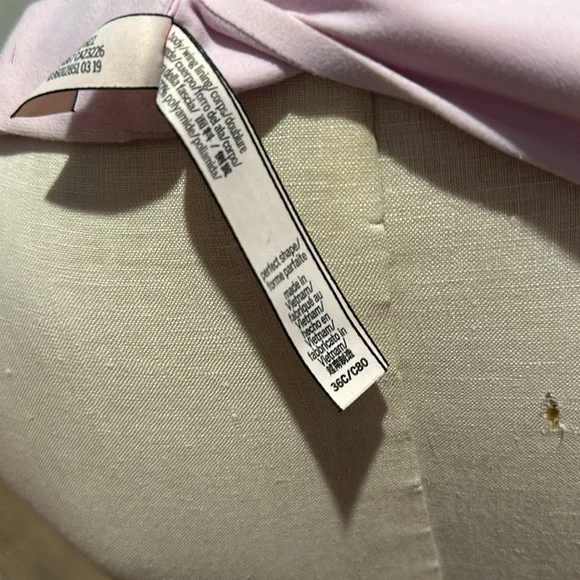 Victoria’s Secret perfect shape bra, size 36C - Picture 4 of 4